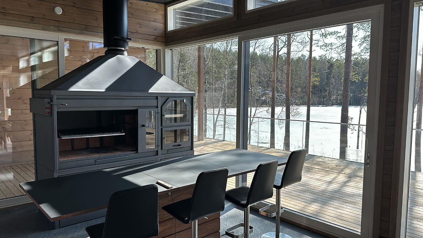 Barbacoa AMARSA en entorno moderno